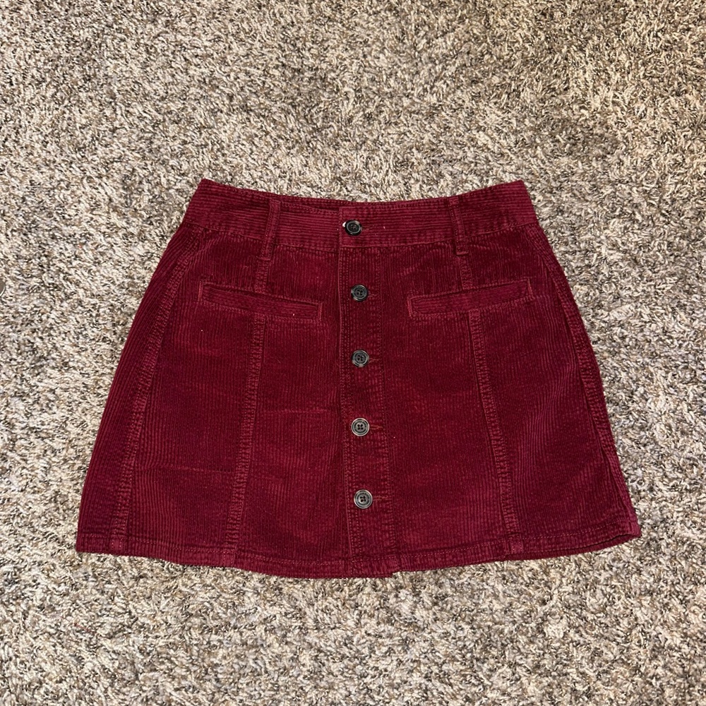 American eagle maroon Corduroy button up skirt